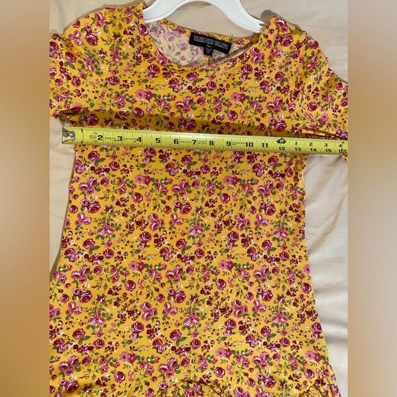 NWT 3 Pink Hearts Girls Dress Size Medium With Matching Scrunchies - Picture 3 of 6